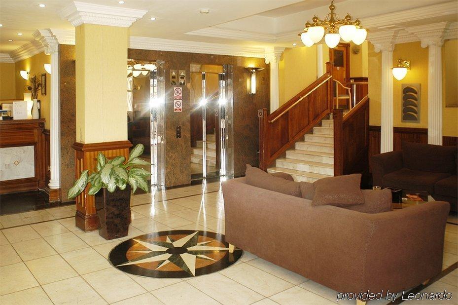 Royal Eagle Hotel London Interior photo