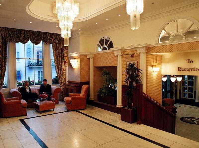 Royal Eagle Hotel London Interior photo